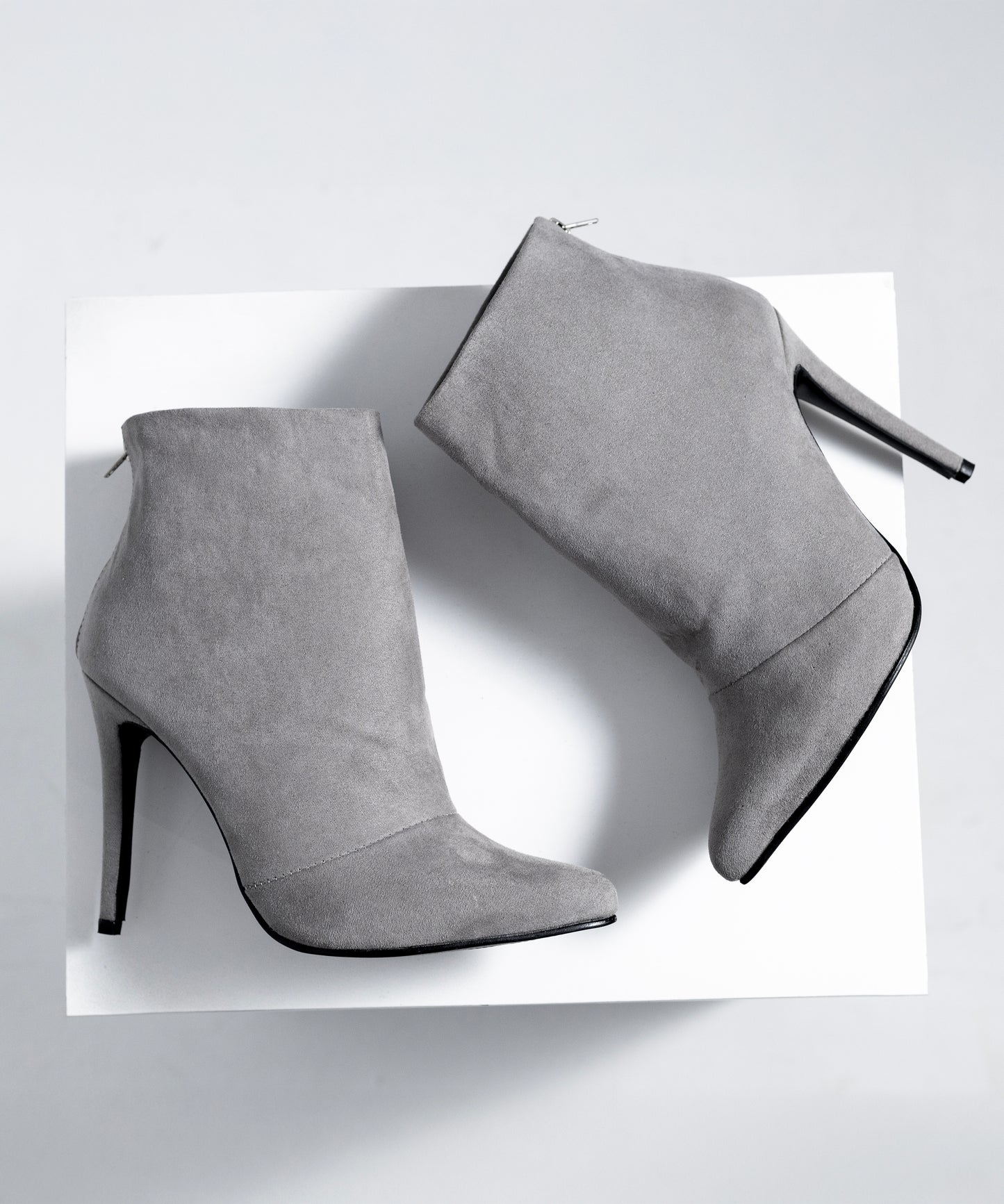 Carolina Gris