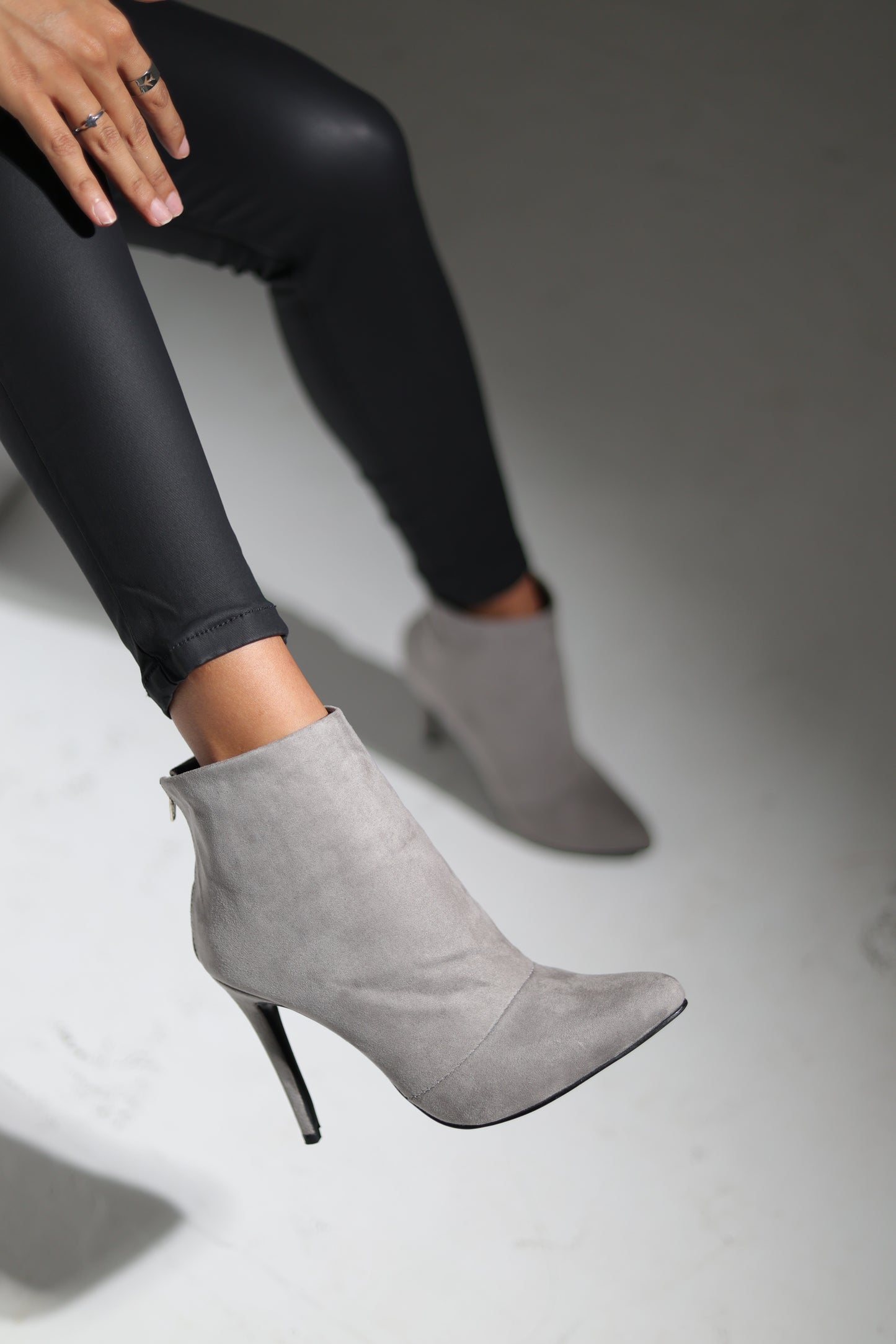 Carolina Gris