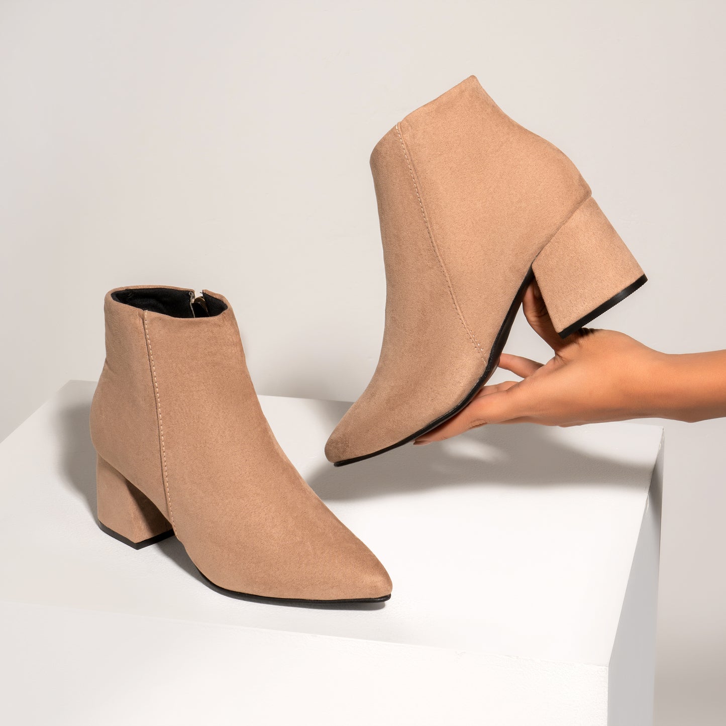 Isabella Beige