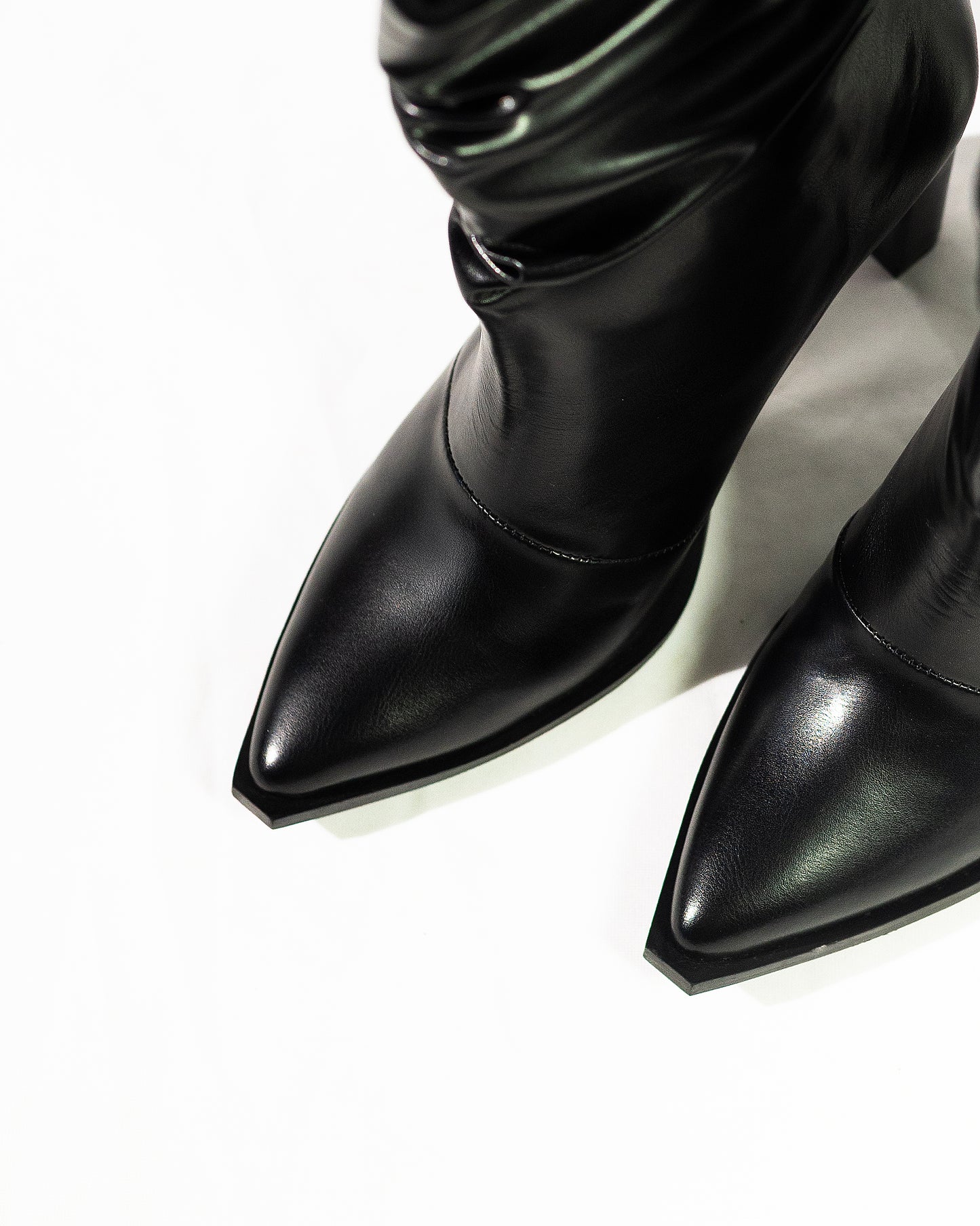 Thalia Negro Napa 7 cms