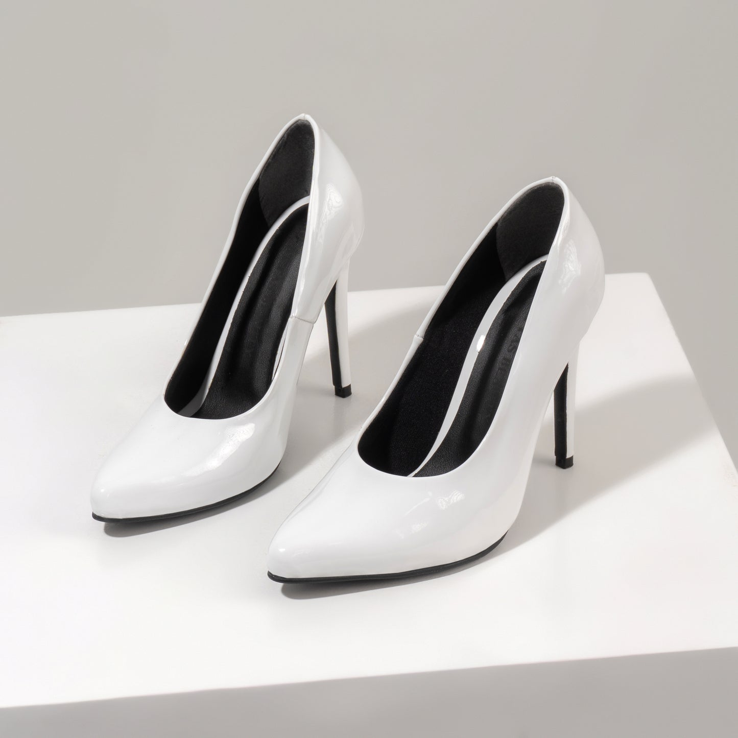 Stiletto Blanco Charol